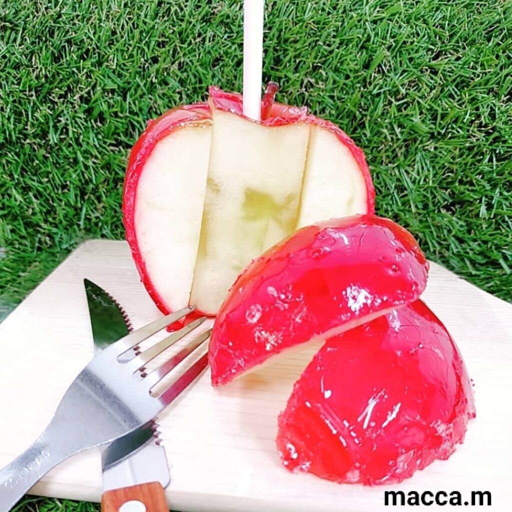 りんごあめ 🍎「りんごあめ」🍎※新青森駅店限定 とってもかわいい〜サイズの